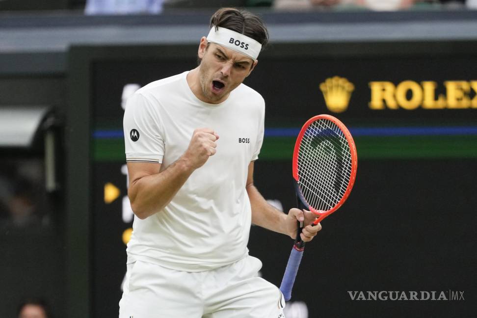 $!Taylor Fritz of the United States reacts during his fourth round match against Alexander Zverev of Germany at the Wimbledon tennis championships in London, Monday, July 8, 2024. (AP Photo/Kirsty Wigglesworth)