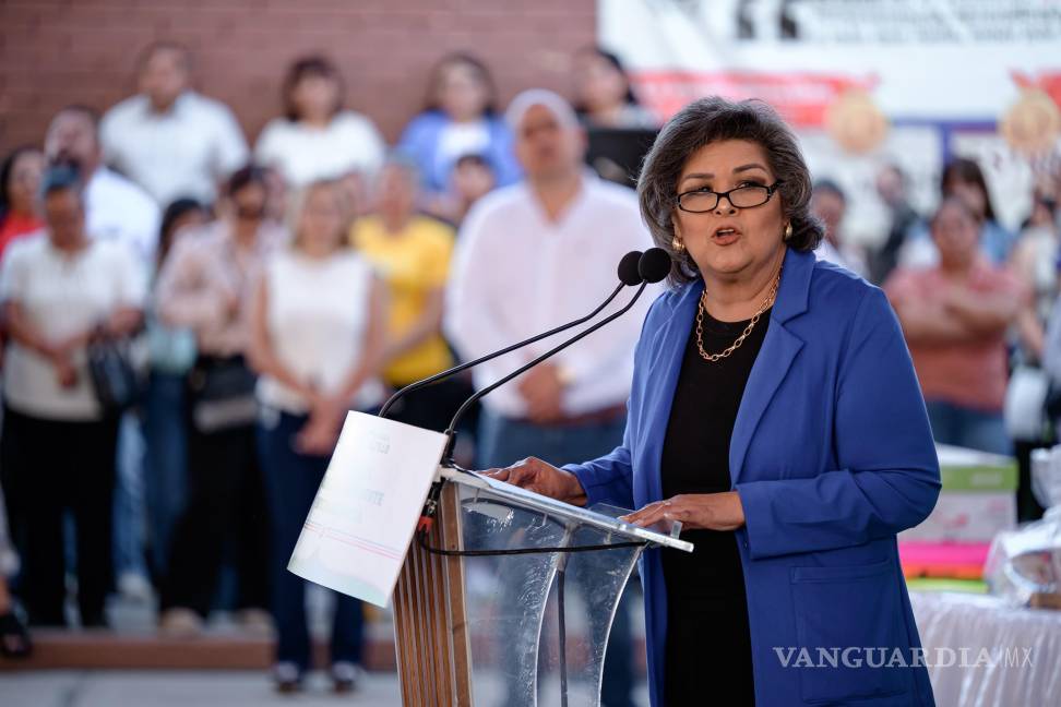 $!La directora del plantel, Norma Rivera, agradeció los apoyos recibidos, destacando el impacto positivo en la calidad educativa.