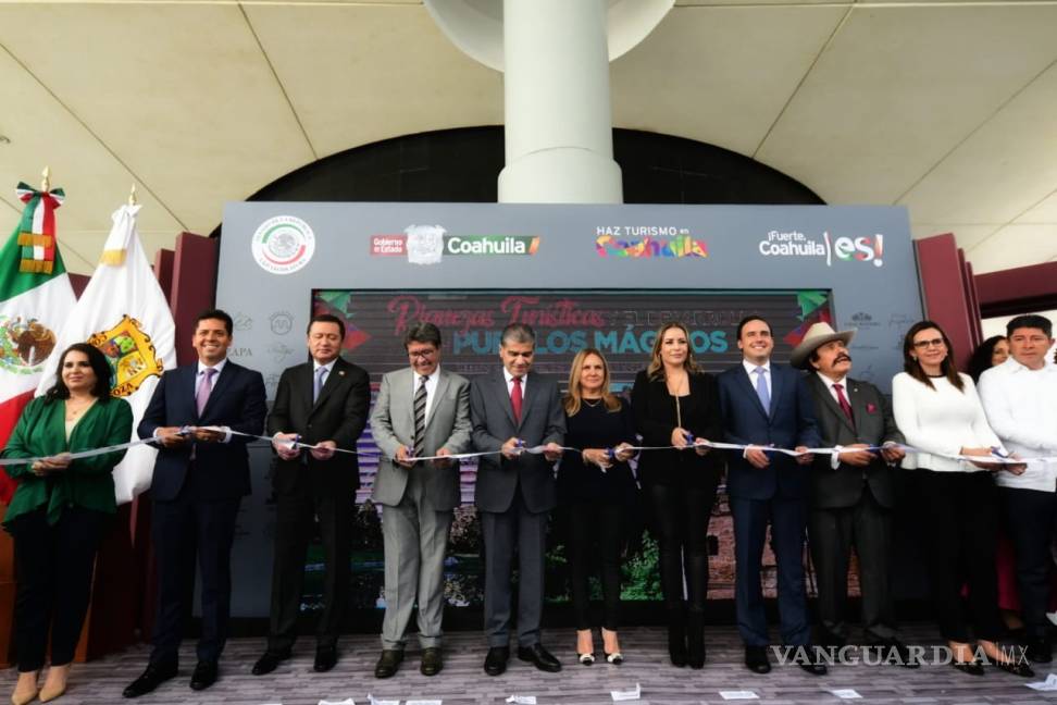 $!El turismo se fortalece en Coahuila: Miguel Riquelme; inaugura exhibición en el Senado de la República