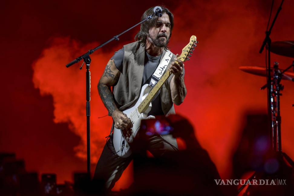 $!Miles de personas asistieron al arranque de la Feria de Saltillo 2025, que tuvo como evento estelar el concierto de Juanes.