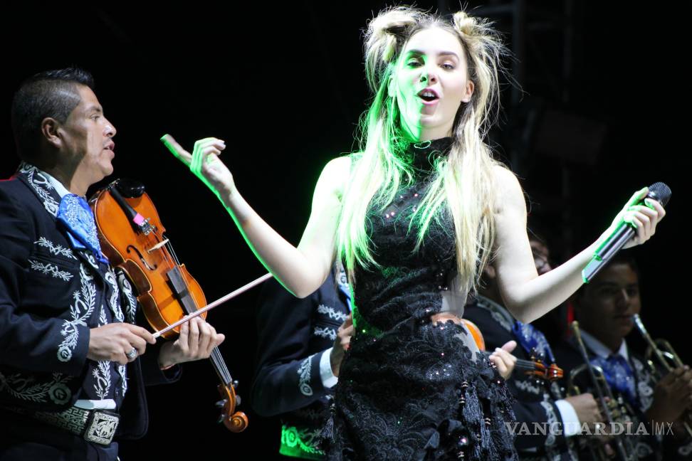 $!Belinda cierra el festival La Calle es de Todos