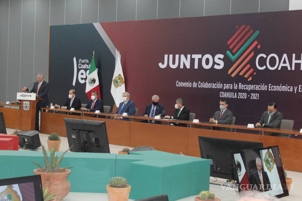 $!Gobierno de Coahuila y empresarios firman convenio en La Laguna para impulsar compras locales