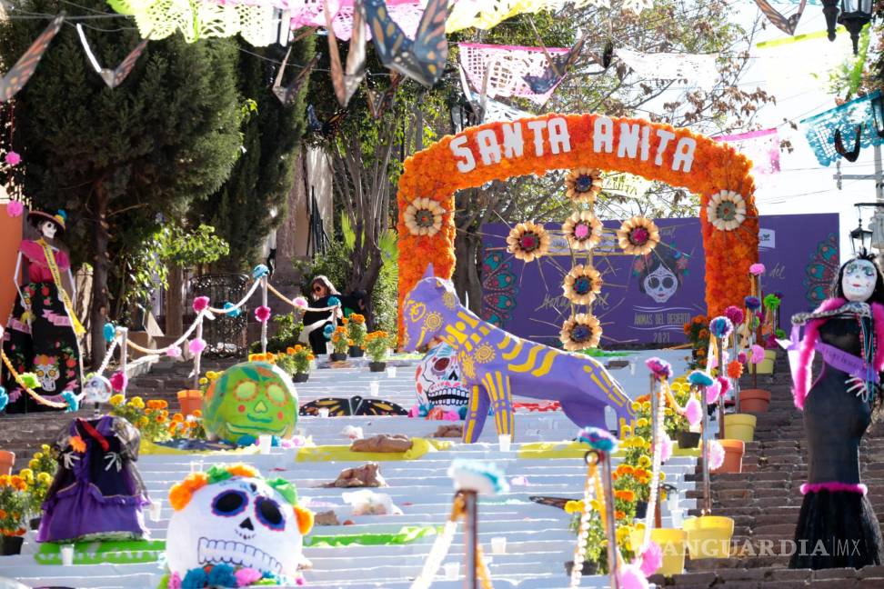 Barrio de Santa Anita: convierten 180 escalones en altar monumental en Centro Histórico de Saltillo