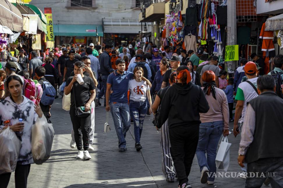 $!El Centro Histórico de Saltillo continúa siendo un espacio económico vivo, afirma líder de comerciantes.