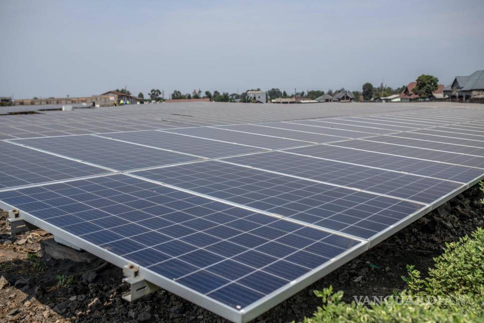 $!Un campo de paneles solares propiedad de Nuru en Goma, República Democrática del Congo