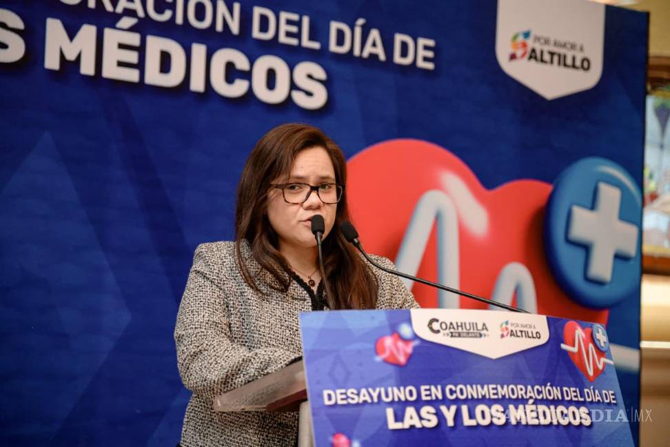 $!Melissa García Gómez, coordinadora general de médicos de los consultorios municipales, agradeció el respaldo de las autoridades y reiteró el compromiso del personal médico con la atención de pacientes y familias.
