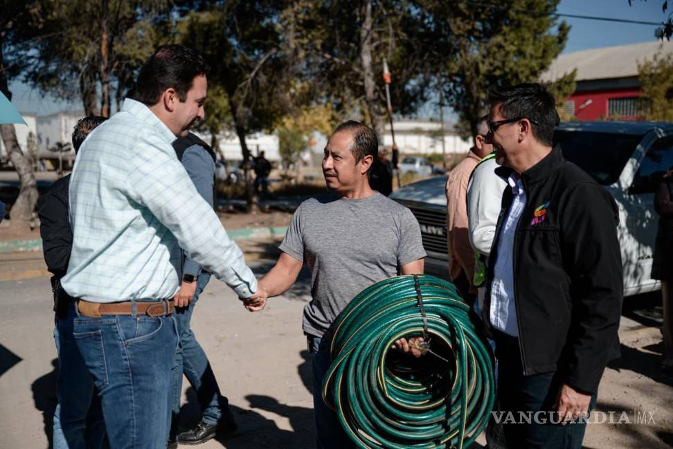 $!Las autoridades municipales señalaron que las plazas públicas se mantienen como espacios prioritarios para la convivencia familiar y el esparcimiento comunitario.