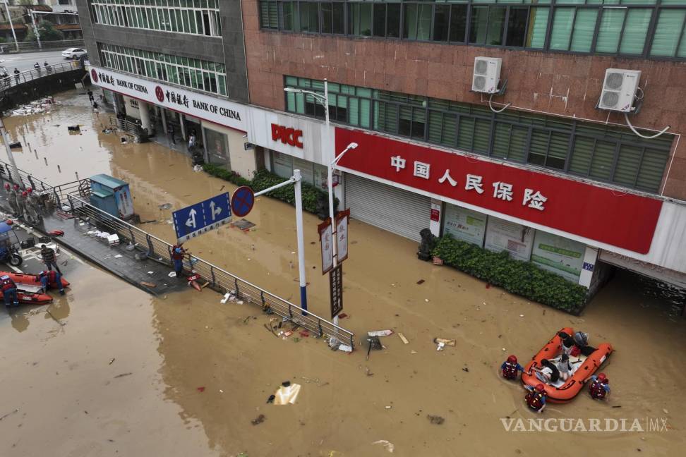 Miles de personas son evacuadas por las Inundaciones en China