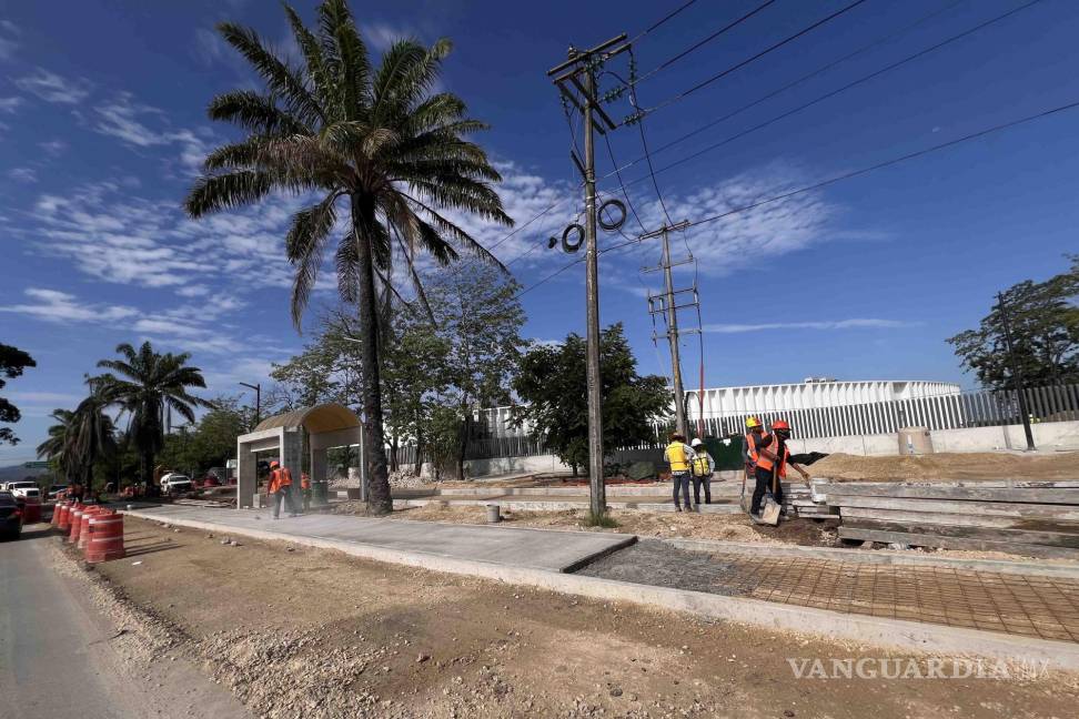 $!Una ciudad con carencias en los servicios de agua, luz, recolección de basura y calles en pésimas condiciones es lo que le espera al presidente Andrés Manuel López Obrador cuando llegue a La Chingada, su quinta en Palenque, Chiapas.