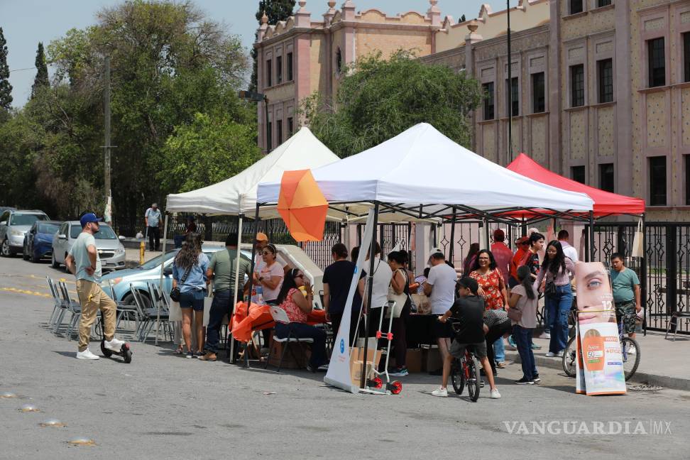 $!Especialistas realizaron valoraciones gratuitas de piel para la detección temprana de cáncer.