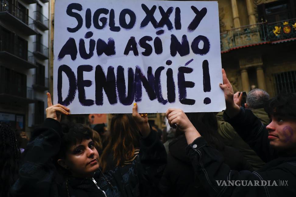 Mujeres alzan su voz en todo el para defender sus derechos y contra la violencia y la impunidad (fotos)