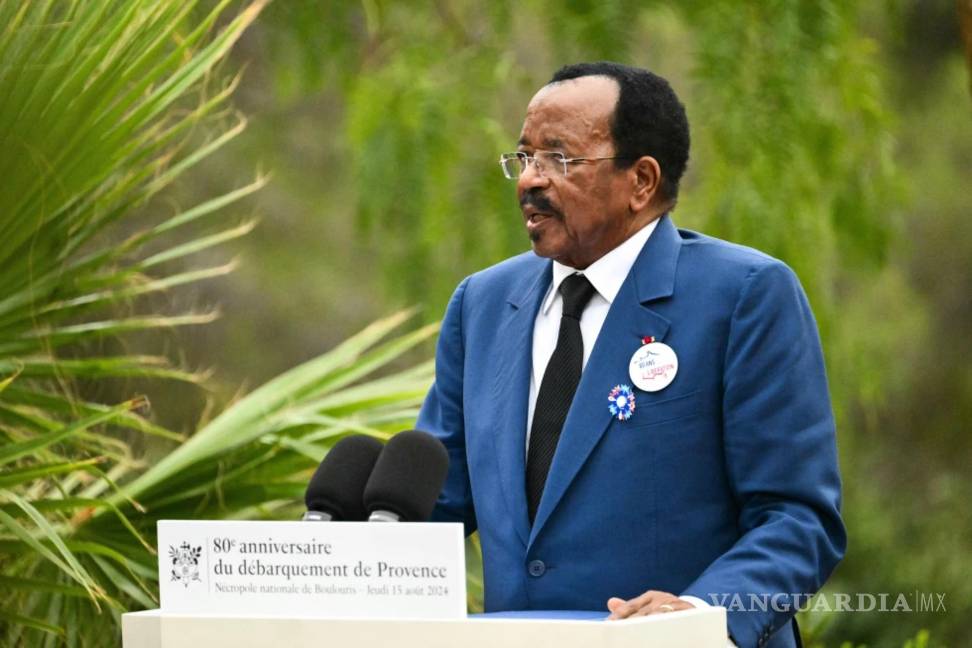 $!El presidente de Camerún, Paul Biya, en laceremonia en el Cementerio Nacional de Boulouris, en Boulouris-sur-Mer, sureste de Francia, el 15 de agosto de 2024.