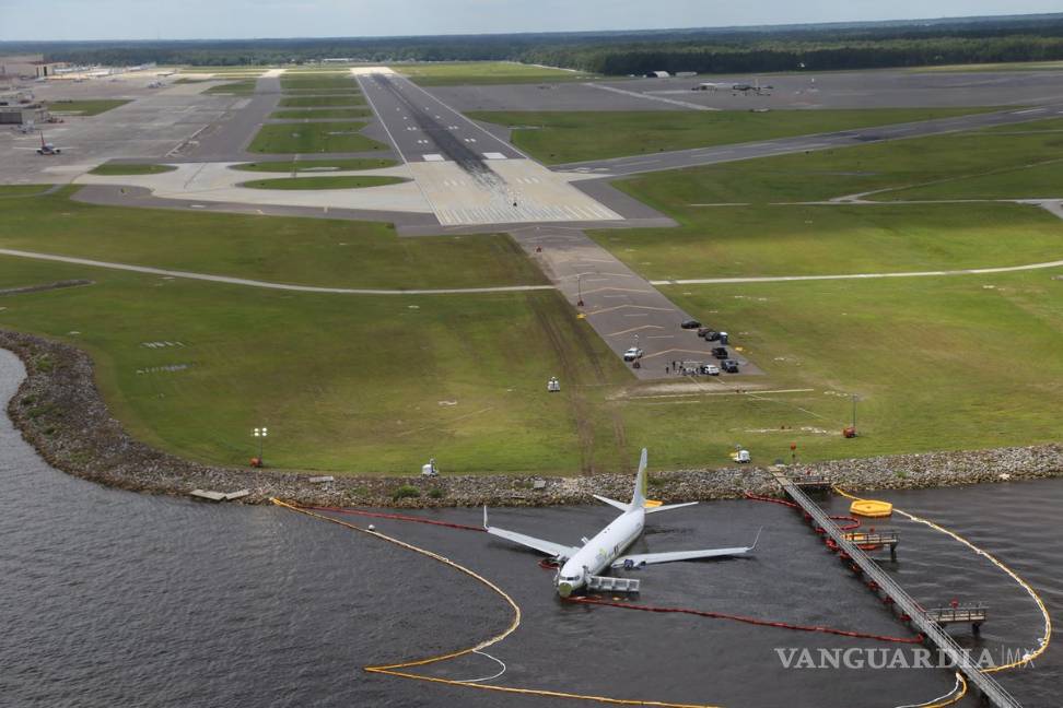 'Salida' de Boeing 737 a río de Florida en EU, ya es investigado