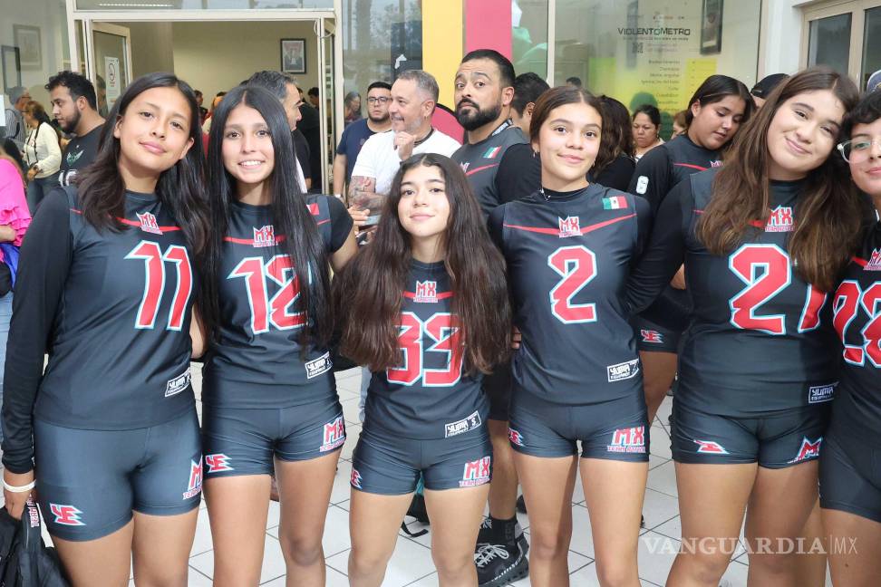 $!La entrega de uniformes marca el inicio de los entrenamientos finales y la preparación estratégica para enfrentar a los mejores equipos del mundo.