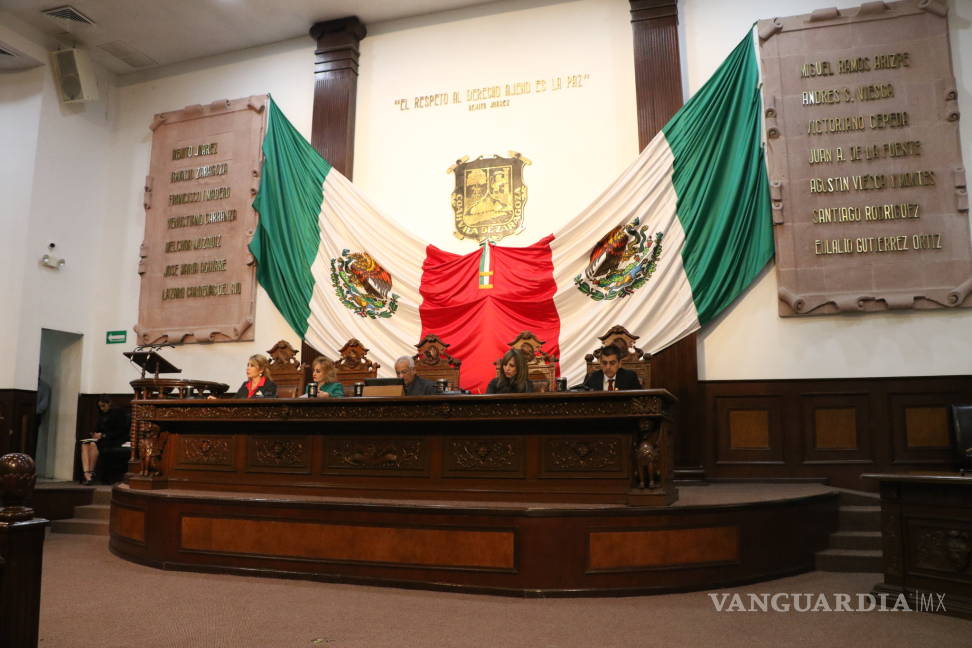 $!PAN asume presidencia del Congreso de Coahuila y cambia de oficial mayor y tesorero