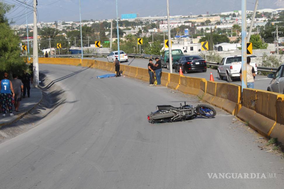Muere joven motociclista tras brutal accidente en Ramos Arizpe