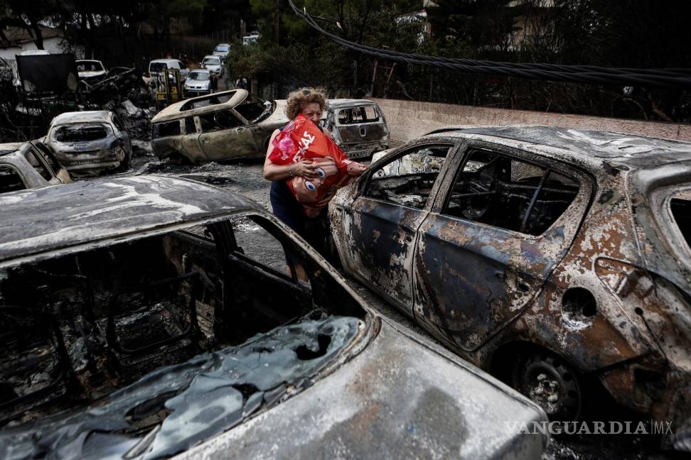 $!74 muertos en incendios forestales en Grecia (fotos)