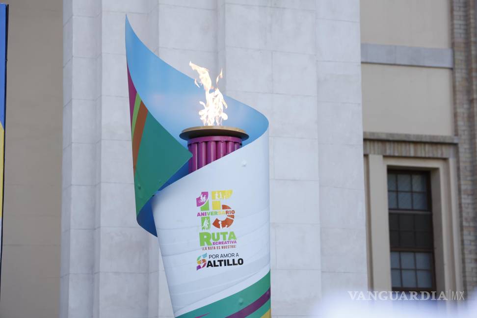 $!Más de 20 mil personas celebraron el XV aniversario de la Ruta Recreativa en el bulevar Venustiano Carranza.