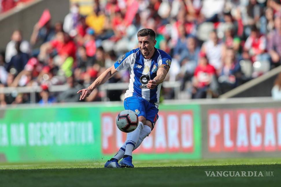 $!Por culpa de Héctor Herrera el Porto pagará casi 5 mil euros de multa