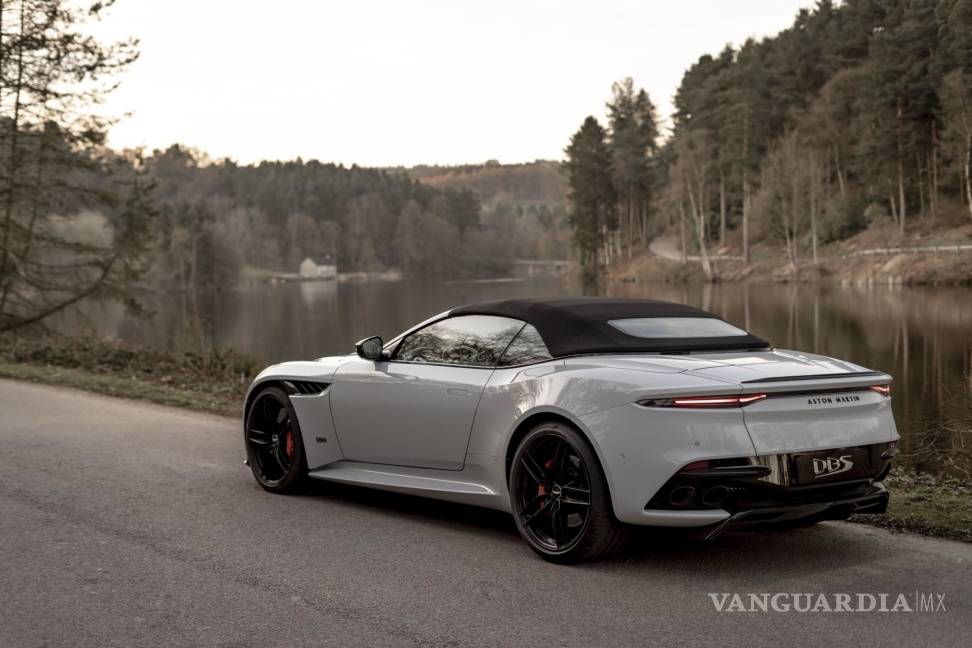 $!Aston Martin DBS Superleggera Volante, el convertible más veloz de la marca ha llegado