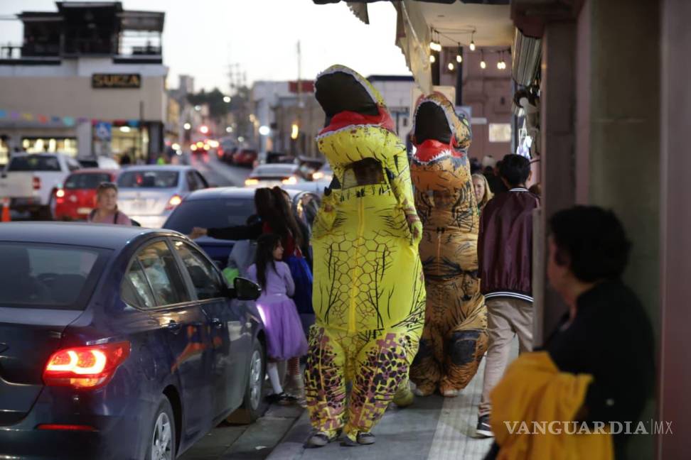 $!Saltillo vivió una noche encantada donde la imaginación fue la protagonista.