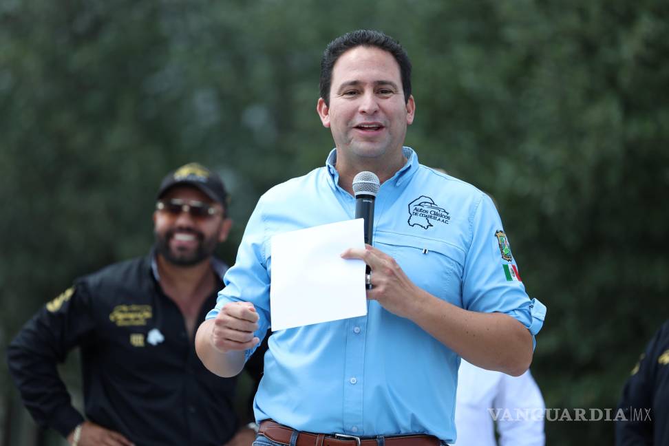 $!El alcalde Javier Díaz González destacó la importancia del evento para promover el turismo cultural y familiar en la ciudad.