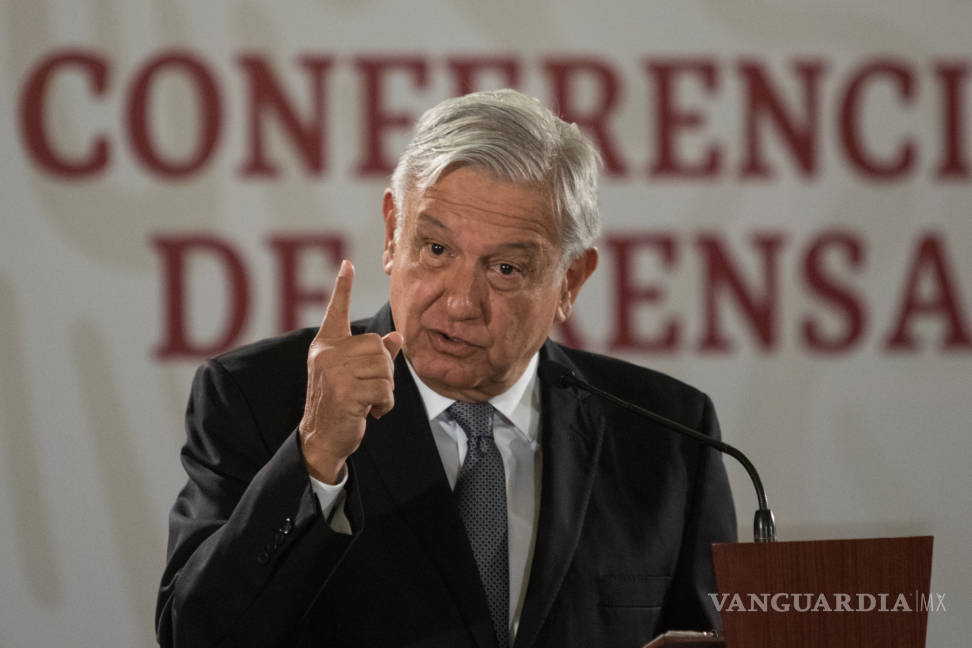 $!El Universo podría colapsar: Andrés Manuel López Obrador podría entregar el trofeo de Campeón y se daría encuentro entre eternos 'subcampeones'