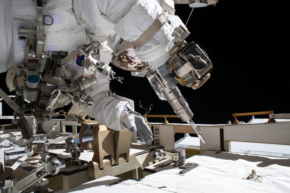 $!¿Cómo lavan los astronautas su ropa en el espacio?