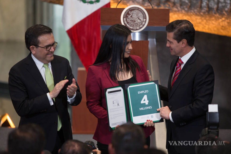 $!Peña Nieto presenta cifras 'para presumir' de generación de empleos en su sexenio