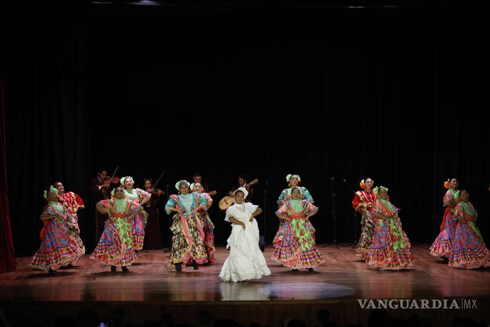 $!Ballet Folklórico del Ateneo Fuente celebra aniversario y se prepara para gira europea