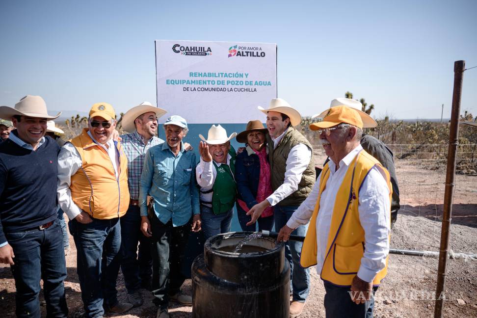 $!Con la instalación de una bomba solar y paneles fotovoltaicos, el Gobierno Municipal moderniza el abasto de agua en la zona rural de Saltillo.