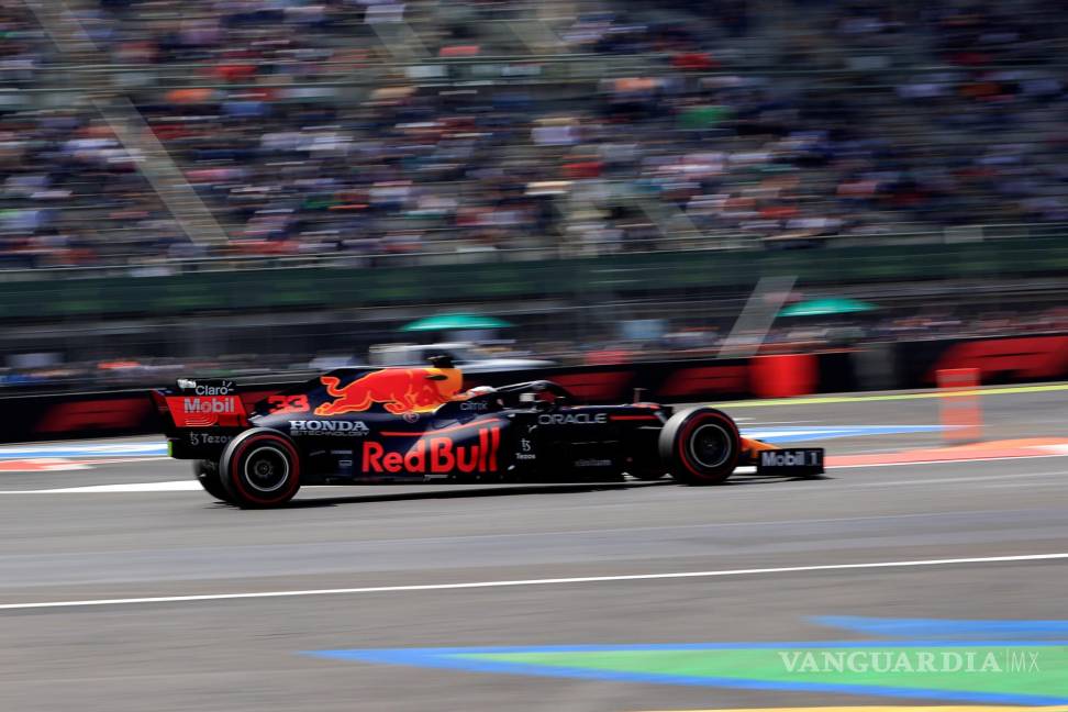 $!El holandés Max Verstappen de Red Bull participa en tercera práctica libre Hermanos Rodríguez en Ciudad de México