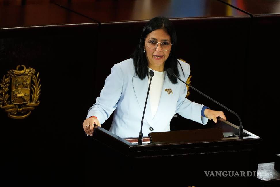 $!La presidenta encargada de Venezuela, Delcy Rodríguez, en la ceremonia de apertura del nuevo año judicial en el Tribunal Supremo de Justicia en Caracas.