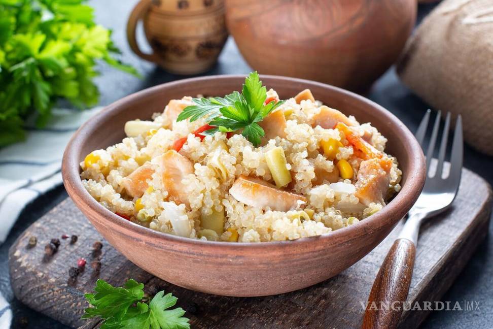 $!Receta 2: Ensalada de quinoa con pollo a la plancha y verduras.