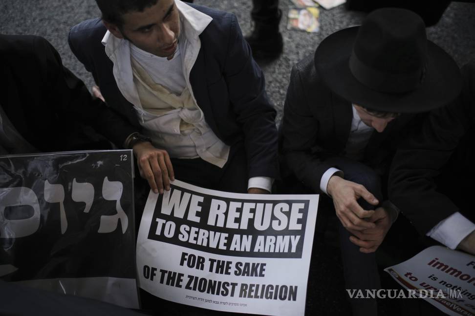 $!Los partidos ultraortodoxos están furiosos porque el ejecutivo no ha logrado aprobar una ley que exima a su comunidad del servicio militar obligatorio.