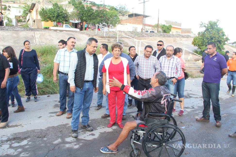 Recorre alcalde de Torreón colonias afectadas por la lluvia