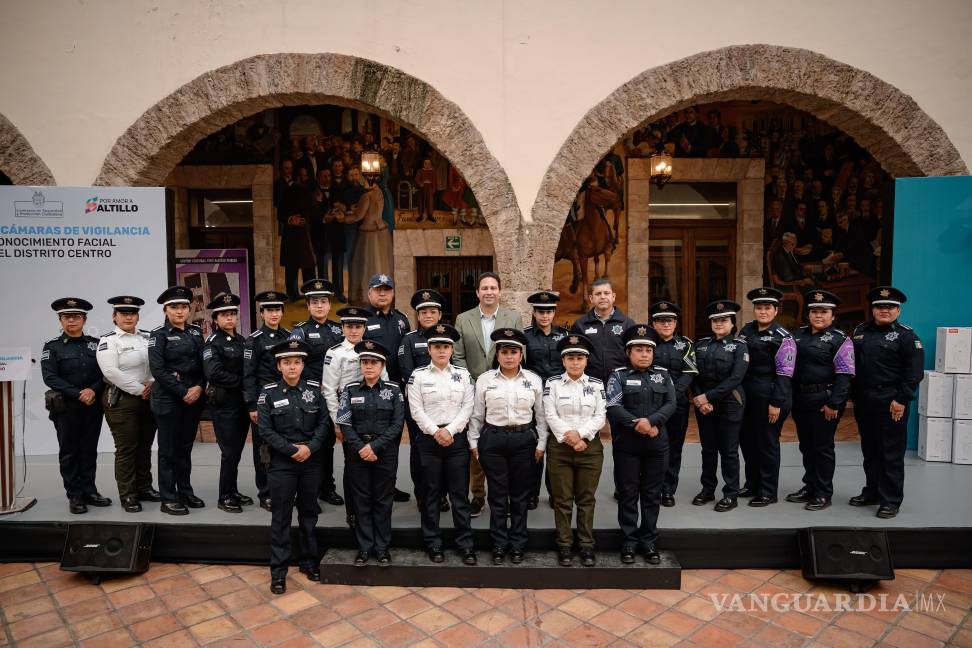 $!Con la incorporación de las nuevas cámaras PTZ, el Centro de Control y Comando (C2) fortalecerá las labores de prevención y reacción en la Zona Centro de Saltillo.