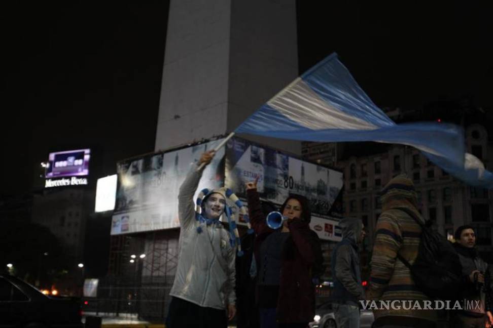 $!En medio del caos y sin el capitán Messi, Argentina queda a la deriva