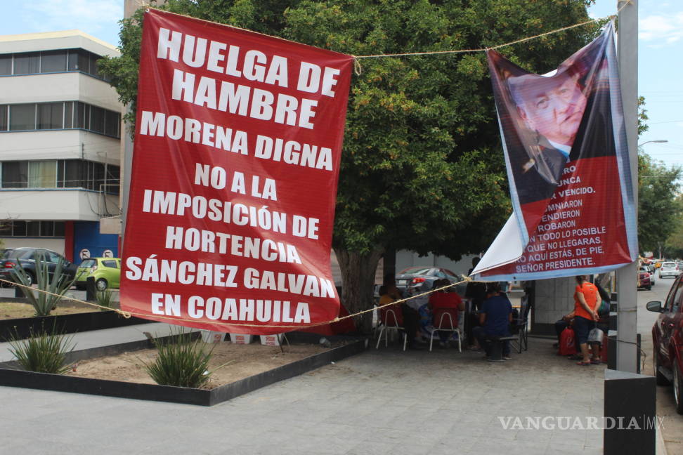 $!Continuarán con plantón para exigir revocación de Hortensia Sánchez