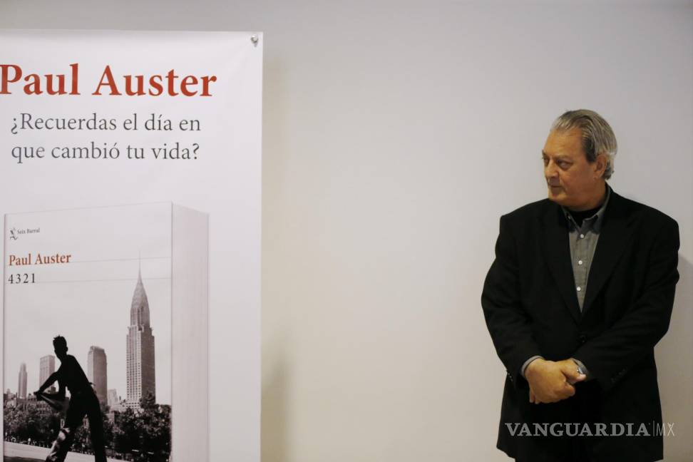 $!El escritor Paul Auster, durante la presentación de su última novela 4321. EFE/J.P.Gandul