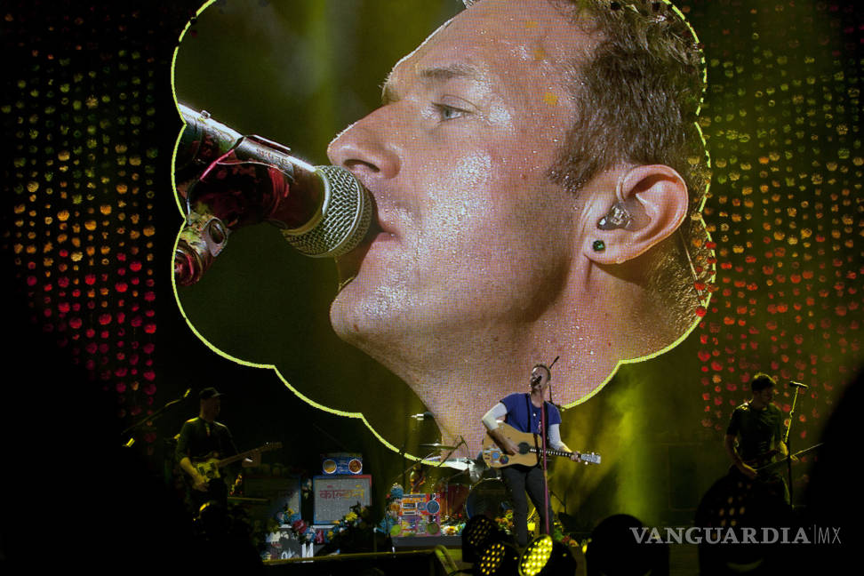 $!Coldplay ilumina el Foro Sol con una explosión de éxitos