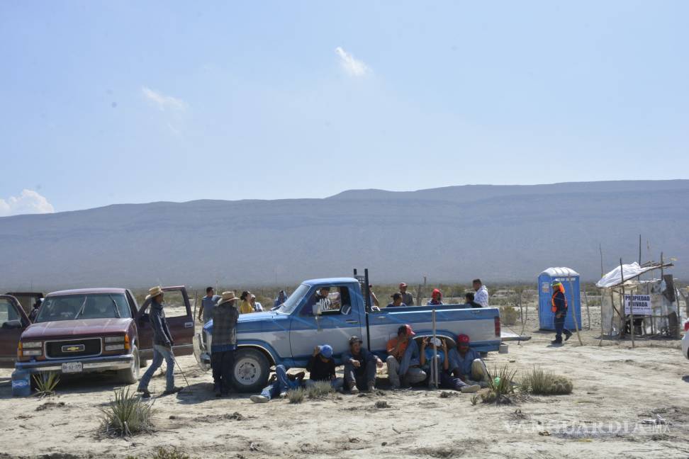 Bloquean campesinos construcción de basurero tóxico en ejido de General Cepeda
