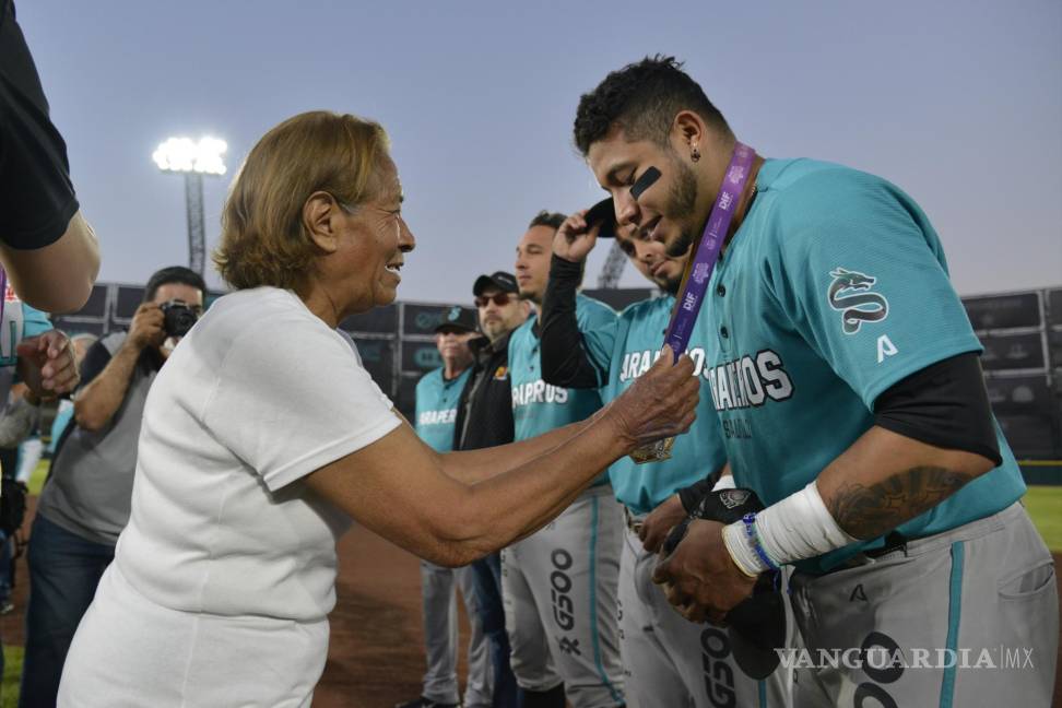 En Clásico con Causa, Saraperos se fue de boca 7-5