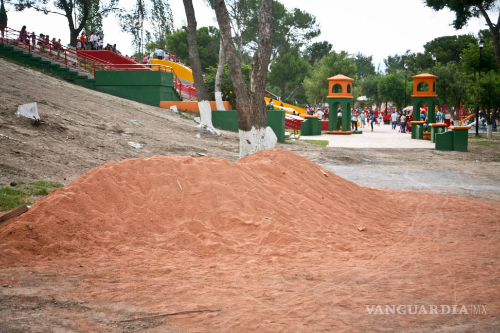 $!Señalan saltillenses 'lunares' a la nueva Ciudad Deportiva