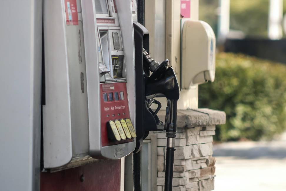 $!Esto puede pasarle a tu vehículo si se le pone gasolina contaminada