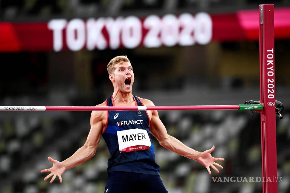 $!Kevin Mayer de Francia reacciona durante el salto de altura del evento Decathlon durante los eventos de atletismo de los Juegos Olímpicos de Tokio 2020. EFE