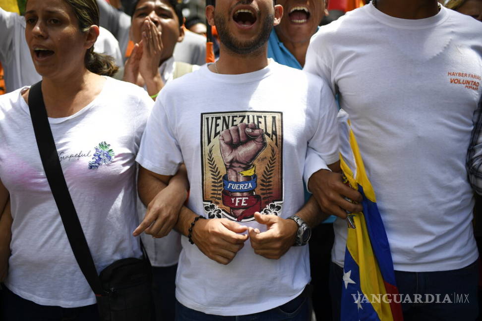 $!Policía bloquea marcha opositora en Caracas
