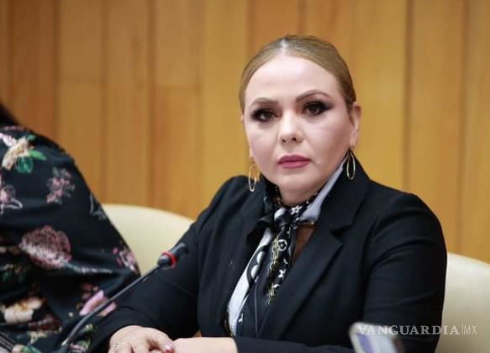 $!Eligieron como su nueva representante de bancada y titular del Congreso local, a la expanista, Juana Nataly Tizcareño Lara