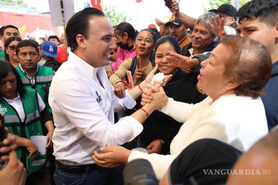 $!Jiménez se reunió con militantes y simpatizantes del sur de Saltillo.