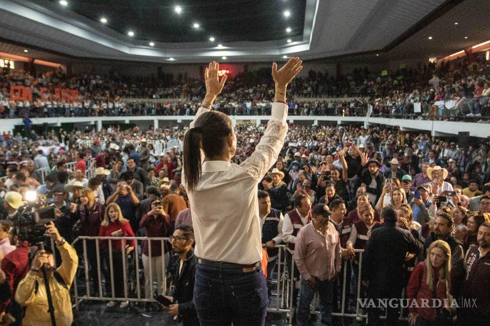 $!Claudia Sheinbaum mantiene porcentajes altos en los diversos sondeos que se realizan rumbo al 2024, en algunas ocasiones supera los 50 puntos porcentuales | Foto: Cuartoscuro